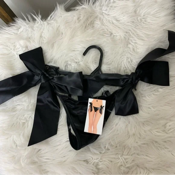 Elegant Black Bow Tie Bikini Thong M - Picture 2 of 3